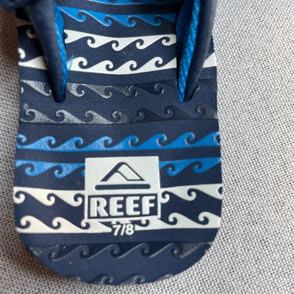 Boys REEF Sandals | Size 7/8 - Picture 6 of 7